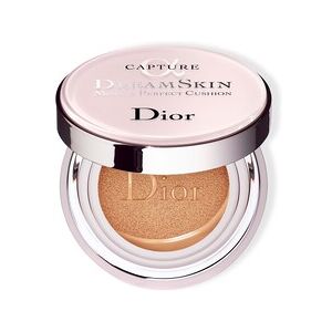 DIOR Capture Dreamskin Moist & Perfect Cushion SPF 50 PA+++ - Pleje til porer & glød