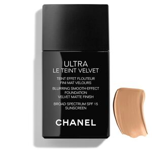 Chanel Ultra Le Teint Base de maquillaje aterciopelada de acabado mate SPF15 30mL 70 Beige