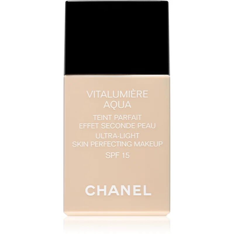 Chanel Vitalumière Aqua Ultra Lightweight Foundation For Radiant Looking Skin Shade 22 Beige Rosé SPF 15 30 ml