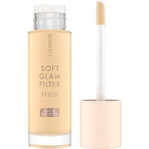 CATRICE Soft Glam Filter Fluid, Basis, nr. 010, nude, verzorgend, natuurlijk, glanzend, stralend, veganistisch, olievrij, zonder parfum, alcohol, per stuk verpakt (30 ml)