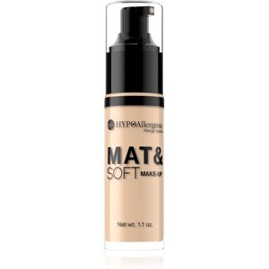 Bell Hypoallergenic Mat&Soft light mattifying foundation shade 04 Golden Beige 30 ml