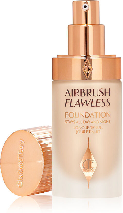 Charlotte Tilbury Airbrush Flawless Foundation - Full Coverage Foundation - 3 Neutral 3 Neutral Female Size: 30ml