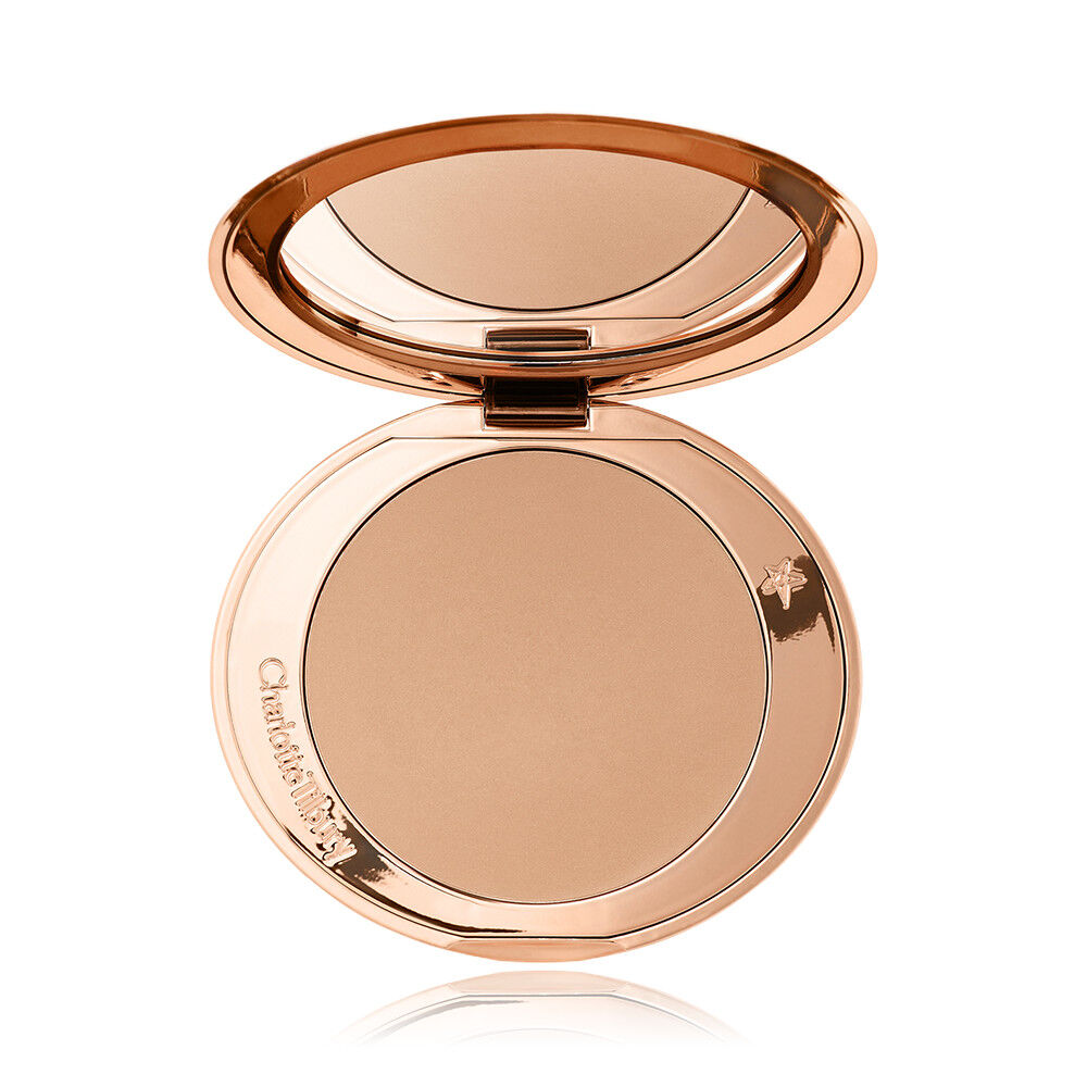 Charlotte Tilbury Airbrush Bronzer - Fair Fair Female Size: 16