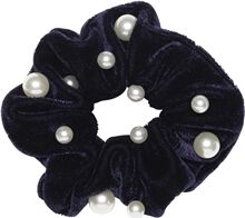 Beauty by Avalea Velvet Scrunchie With Pearls Navy