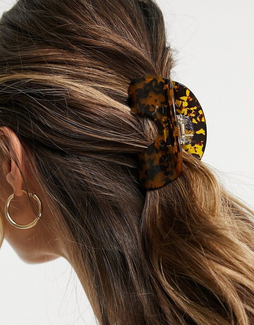 Accessorize hair claw clip in tortoiseshell-Brown  Brown