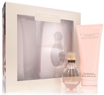 Lovely by Sarah Jessica Parker - Gift Set -- 1.7 oz Eau De Parfum Spray + 6.7 oz Body Lotion - for kvinner