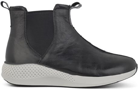 Green Comfort Dolphin Chelsea Boot Black