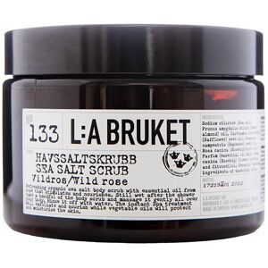 L:A Bruket 133 Havssaltskrubb Vildros (420g)