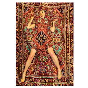SELETTI wears TOILETPAPER tapis RECTANGULAR RUG (Lady on carpet - Polyester et coton)