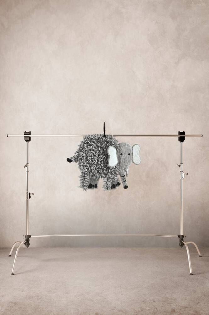 COSY ELEPHANT ullteppe 65x97 cm Grå