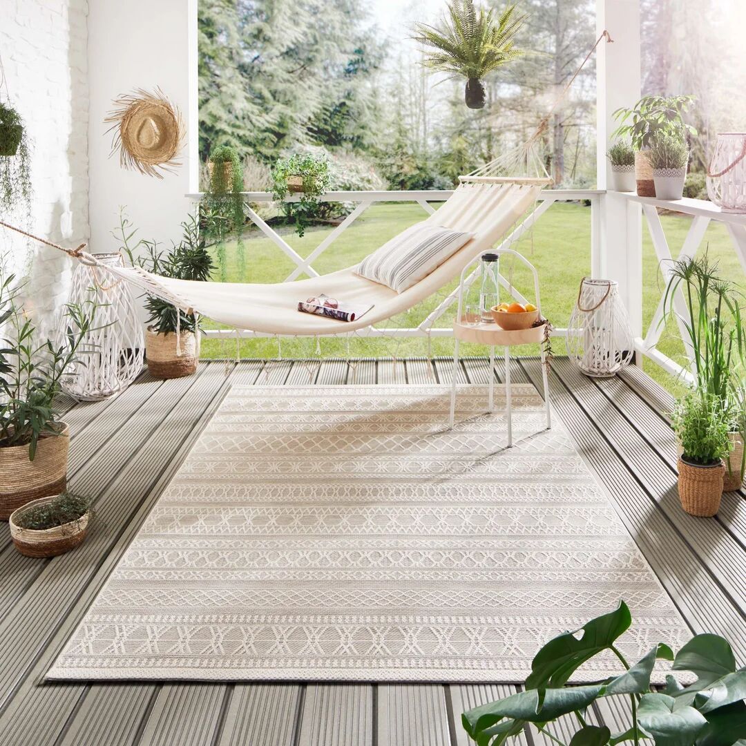 Mistana Kocher Flatweave Indoor/Outdoor Rug in Beige white 135.0 W x 0.5 D cm