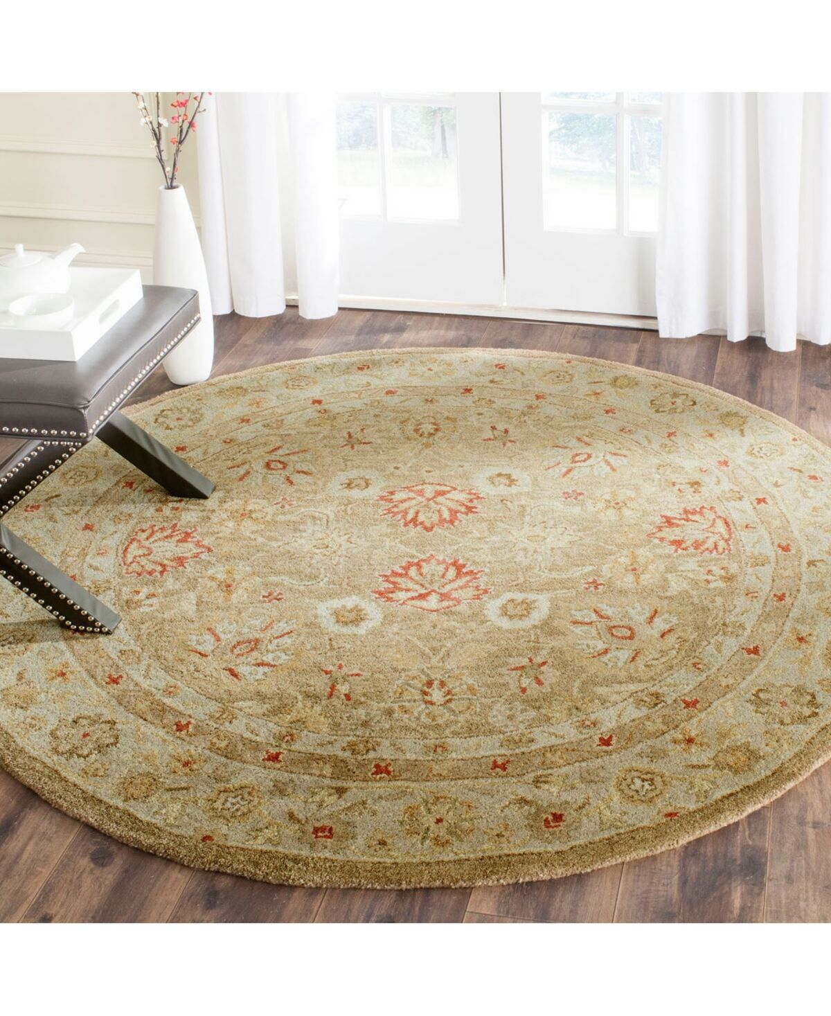Safavieh Antiquity At822 Brown 8' x 8' Round Area Rug - Brown