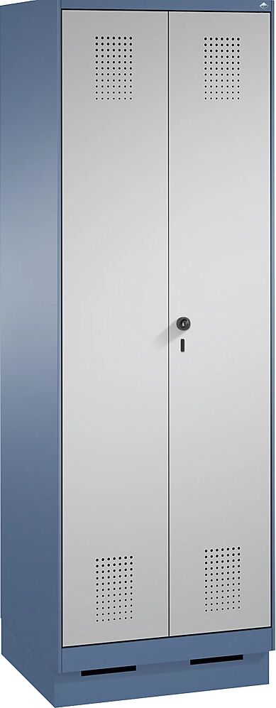 C+P EVOLO Raumpflege-/Geräteschrank verkürzte Trennwand, 6 Haken, Abteile 2 x 300 mm, mit Sockel fernblau / weißaluminium