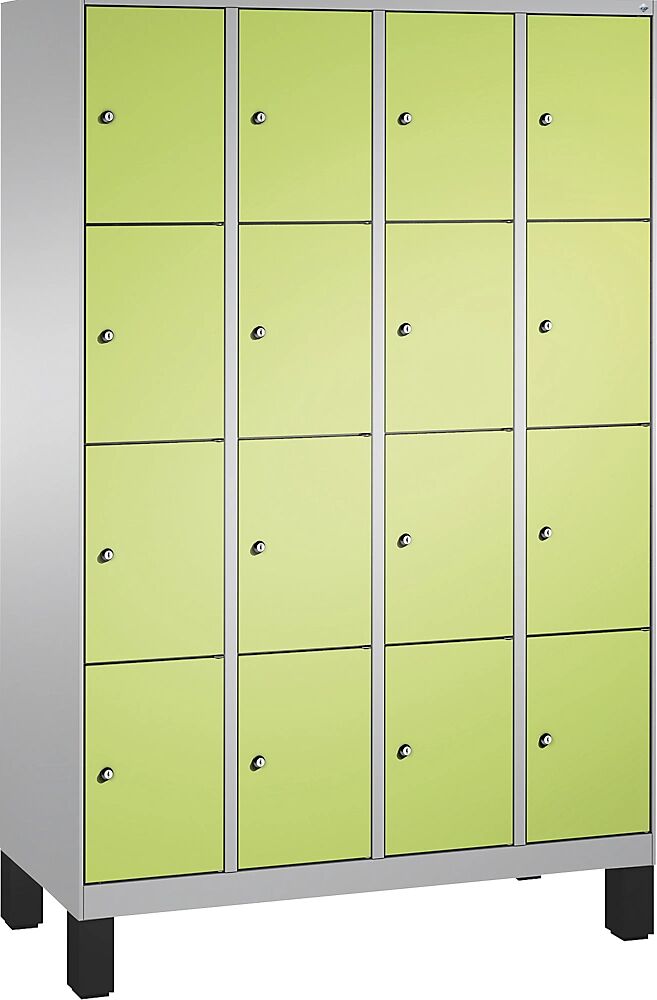 C+P EVOLO Fächerschrank, mit Füßen 4 Abteile, je 4 Fächer, Abteilbreite 300 mm weißaluminium / viridingrün