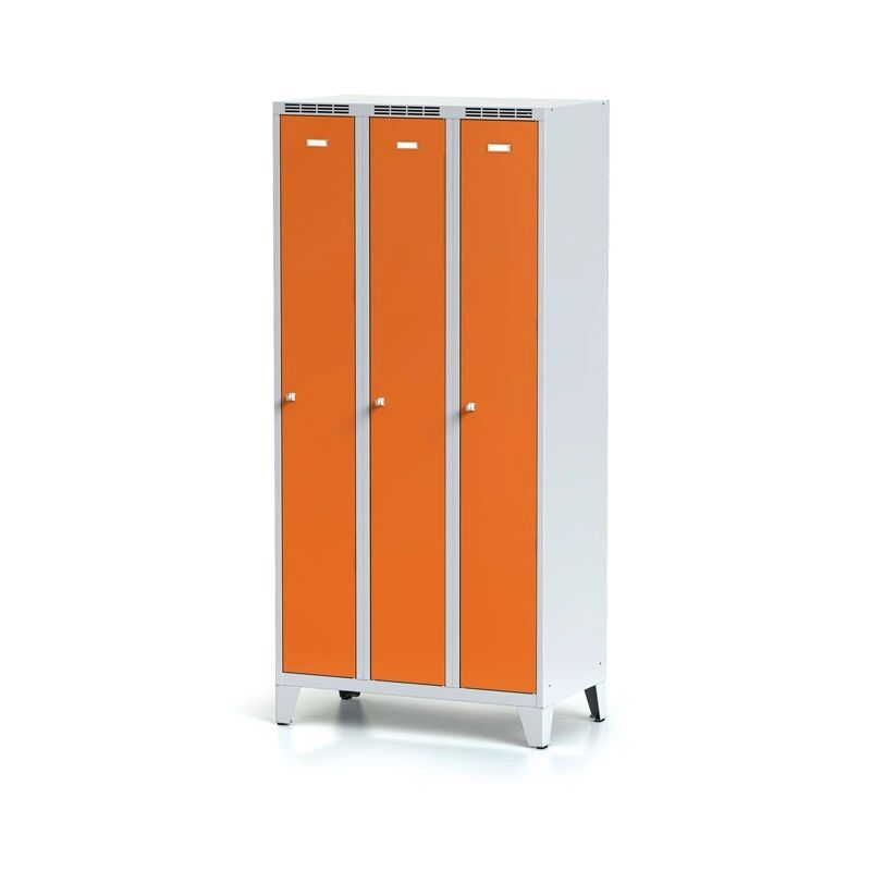 Alfa 3 Kovová šatní skříňka, 3-dveřová na nohách, oranžové dveře, otočný