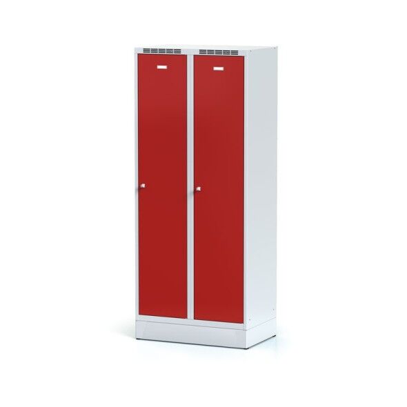 Alfa 3 Kovová šatní skříňka s mezistěnou na soklu, červené dveře, otočný