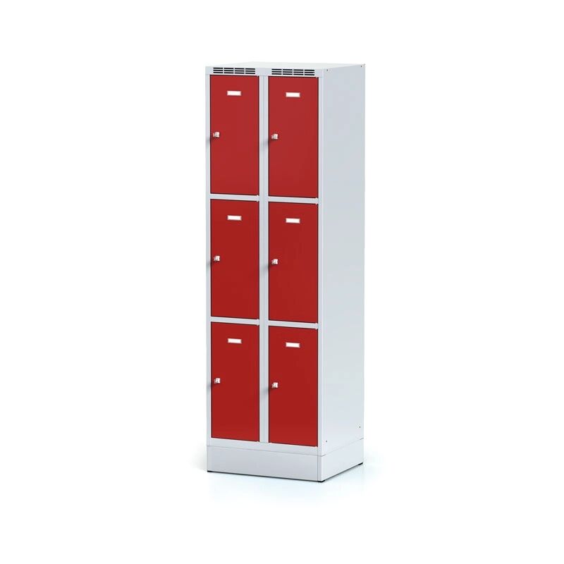 Alfa 3 Plechová šatní skříňka na soklu, 6 boxů, červené dveře, cylindrický