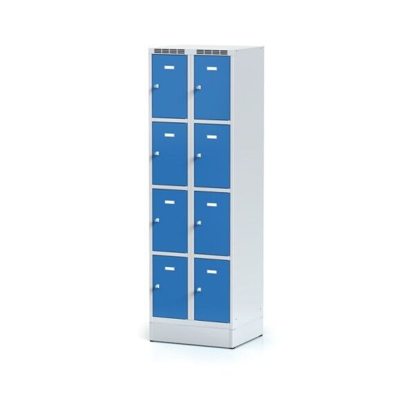 Alfa 3 Šatní skříňka na soklu, 8 boxů, modré dveře, otočný zámek