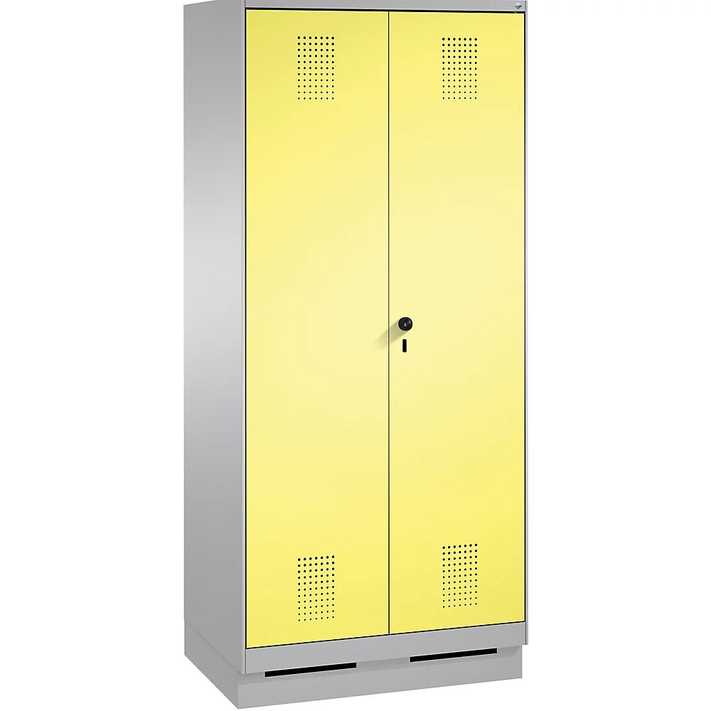 C+P Armario de almacenamiento EVOLO, puertas batientes que cierran al ras entre sí, con zócalo, 2 compartimentos, anchura de compartimento 400 mm, con 8 baldas, aluminio blanco / amarillo azufre