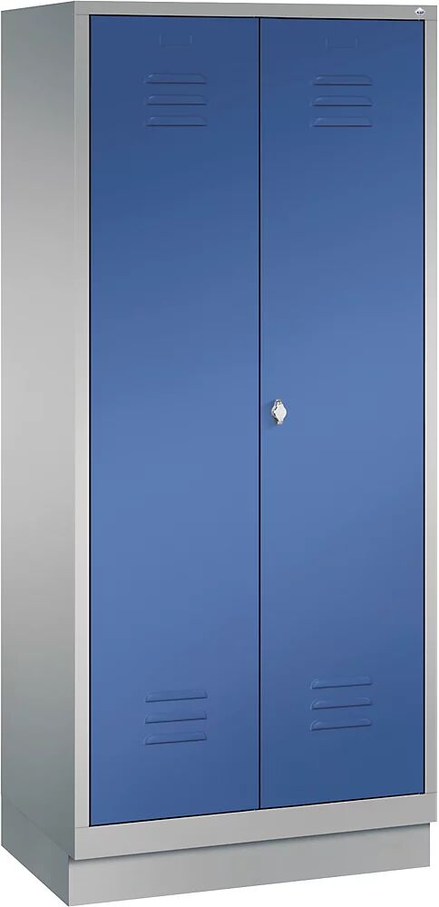 C+P Armario de almacenamiento CLASSIC con zócalo y puertas batientes que cierran al ras entre sí, 2 compartimentos, anchura de compartimento 400 mm, aluminio blanco / azul genciana