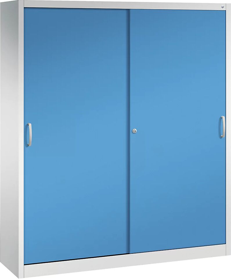 C+P Armario de puertas correderas ACURADO, 6 baldas, 2 compartimento bajo llave, H x A x P 1950 x 1600 x 400 mm, gris luminoso / azul luminoso