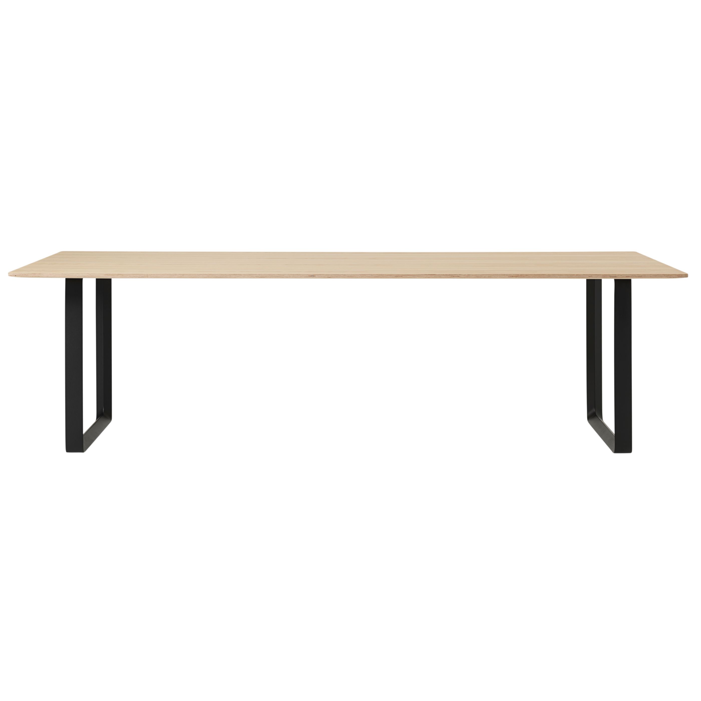 Muuto 70/70 Oak tafel 255x108 eiken/zwart