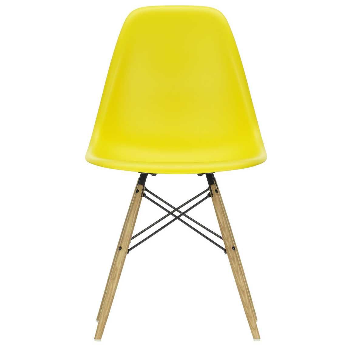 Vitra Eames DSW stoel geelachtig esdoorn onderstel sunlight