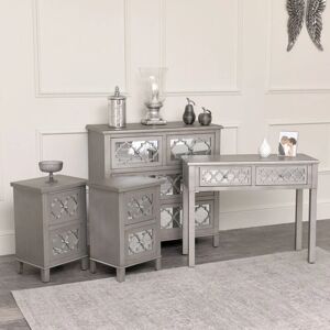 Melody Maison - Large Silver Mirrored Lattice Chest of Drawers, Console / Dressing Table & Pair of Bedside Tables - Sabrina Silver Range - Antique