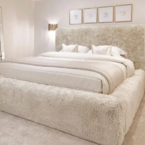 Arctic Luxury Cream Chunky Faux Fur Bed, King