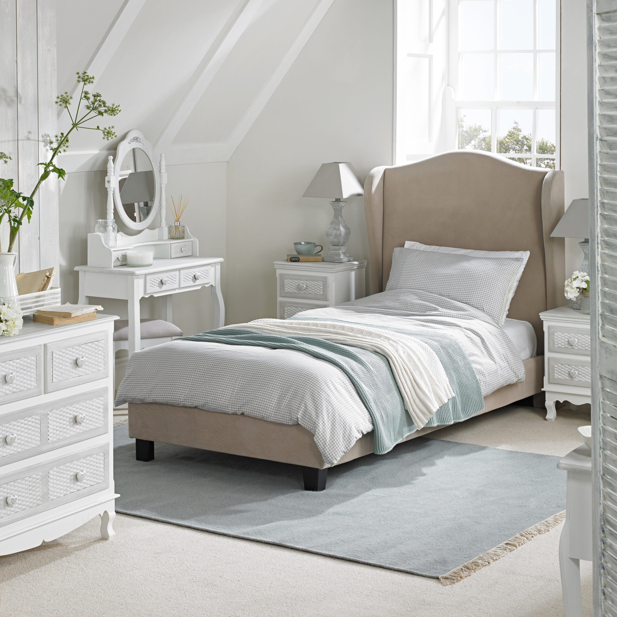 Photos - Bed LPD Tufnell 4.6 Double  Silver 