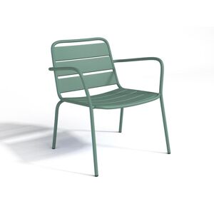 Fauteuil bas de jardin empilable en metal Vert amande MIRMANDE de MYLIA