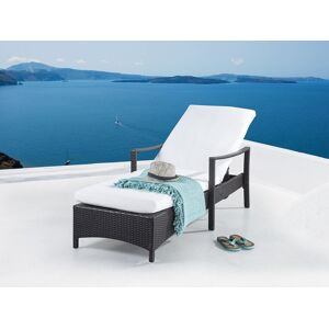 Chaise Longue En Rotin Foncé Et Coussin Blanc Vasto - Publicité