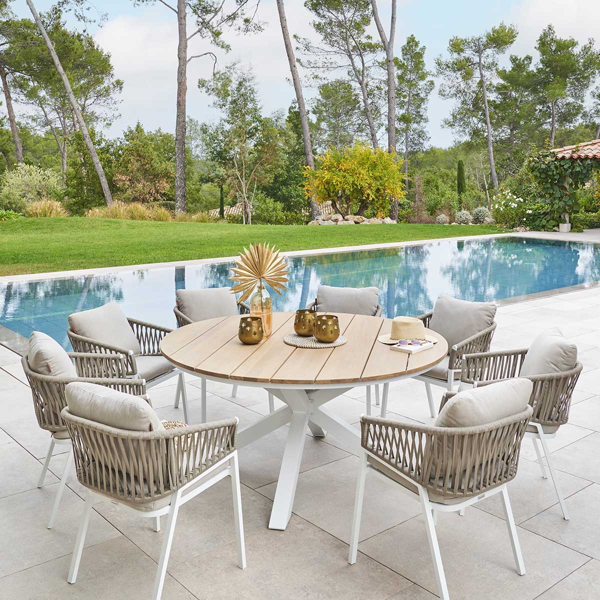 Table de jardin ronde ORIENGO Acacia   Blanc 8 places - Aluminium traité époxy, certifié FSC® Hespéride