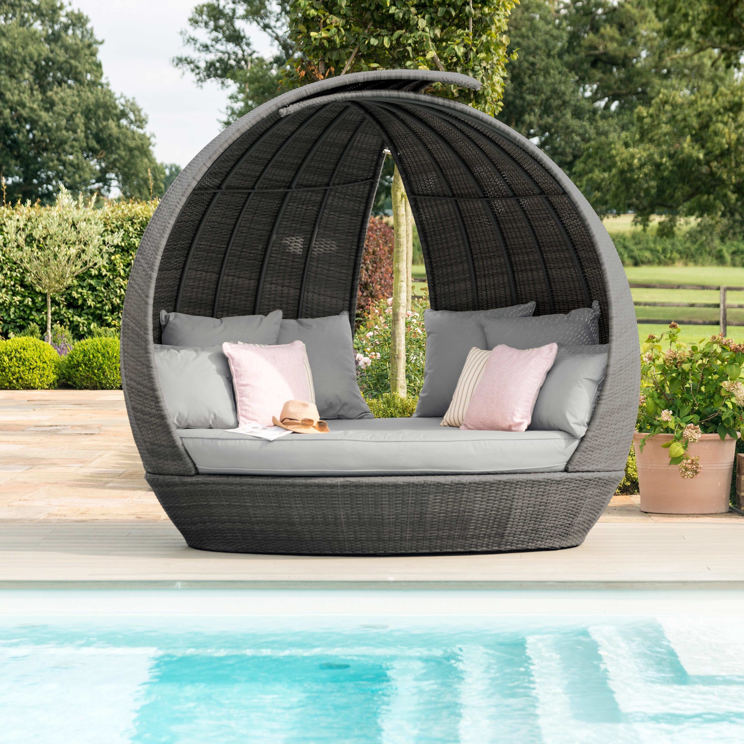 Photos - Garden Furniture Maze Lotus Daybed Grey Rattan