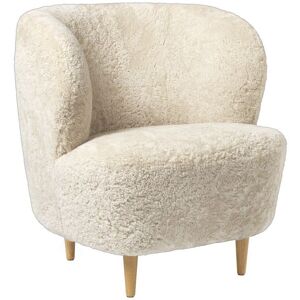 GUBI Stay Lounge Chair Fully Upholstered SH: 40 cm - Moonlight/Oak