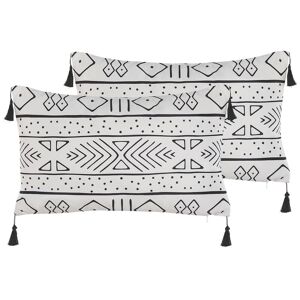 Lot de 2 Coussins Décoratifs Rectangulaires avec Pompons 30 x 50 cm en Velours Noir et Blanc Pour Salon Canapé ou Lit Design et Tendance Beliani - Publicité