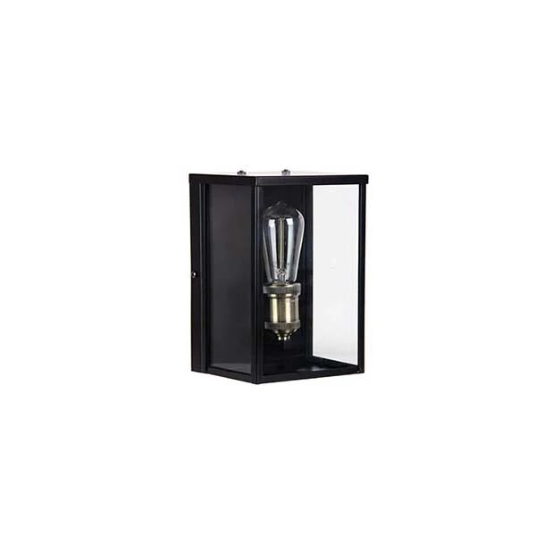 Oriel Lighting Hamptons Style Outdoor Wall Sconce