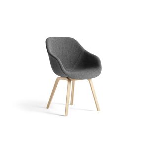 HAY AAC123 About a Chair Spisebordsstol Polstret SH: 47,5 cm - Lacquered Oak Veneer/Flamiber Charcoal C8