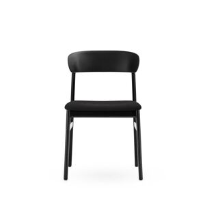 Normann Copenhagen Herit Chair Upholstery SH: 45 cm - Black Oak Base/Black Synergy