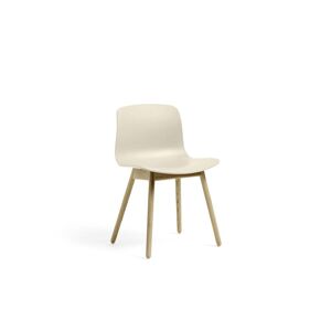 Hay AAC ECO 12 About A Chair SH: 46 cm - Lacquered Solid Oak/ECO Cream