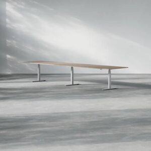 Direkt Interiör Hæve sænke konferencebord Modul, Størrelse 440 cm, Ben Sølv, Farve Valnød