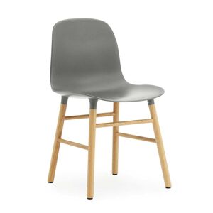 Normann Copenhagen - Chaise Form, Pied en bois, chene / gris (patins en plastique)