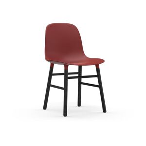 Chaise en bois noir et pp rouge Form - Normann Copenhagen - Publicité