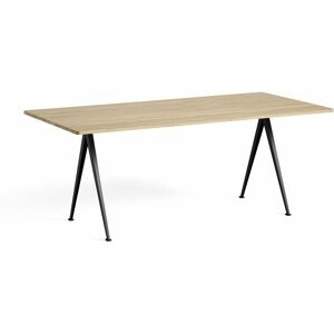 Table 190 cm en chêne massif laqué mat et acier noir Pyramide 02 - HAY - Publicité