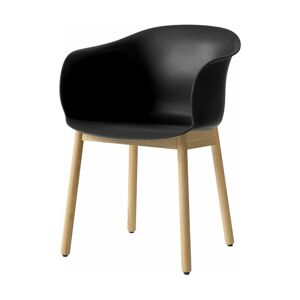 Chaise noire piétement en bois de chêne JH30 - &tradition - Publicité