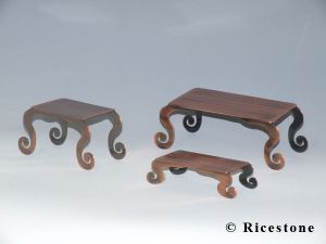 Ricestone 1c) Table en Laiton (grande) présentation d'accessoires.