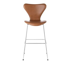 Fritz Hansen - 3197 Sjuan - Helklädd, Läder, Embrace Chocolate - Brun - Barstolar - Läder/metall/trä