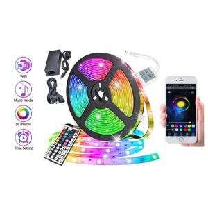 LEDSweden Fleksibel 10m RGB LED strip / Lyssløjfe / LED-Strip Bluetooth APP