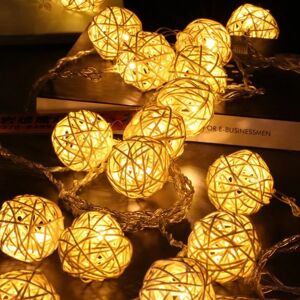 Indendørs String Lights 40 Warm White LED Rattan Balls IP20 Rating 5M We