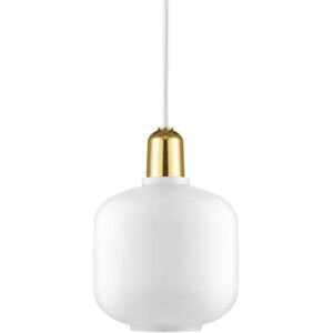 Normann Copenhagen - Amp Suspension small, blanc / laiton - Publicité